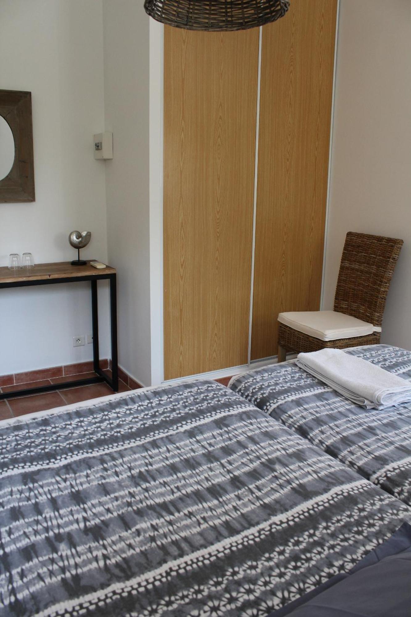 르토로네 Bastide Saint Bernard B&B 외부 사진