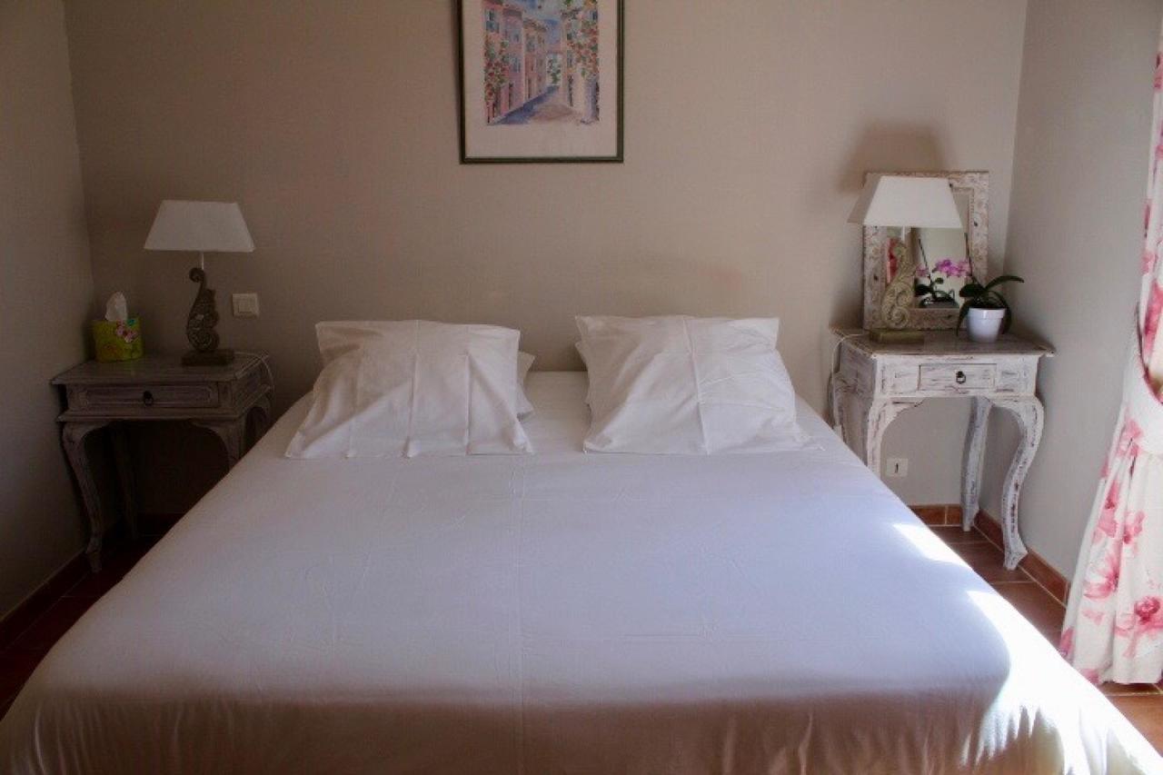 르토로네 Bastide Saint Bernard B&B 외부 사진